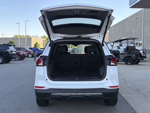 Used 2022 Chevrolet Equinox LT FWD image 14