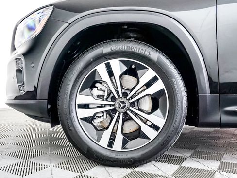 Certified 2025 Mercedes-Benz GLB 250 image 6