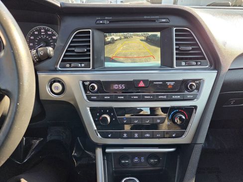 Used 2017 Hyundai Sonata Sport w/ Value Edition Package 02 image 18