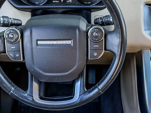 Used 2017 Land Rover Range Rover Sport HSE image 30