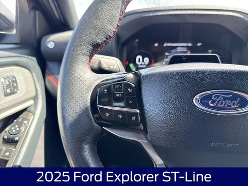 Used 2025 Ford Explorer ST-Line w/ Premium Package AWD/4WD image 21
