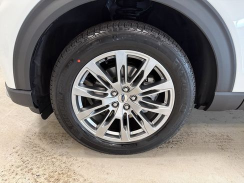 New 2026 Ford Explorer Platinum image 9