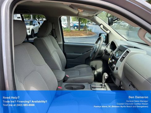 Used 2017 Nissan Frontier SV w/ SV Value Truck Package AWD/4WD image 21