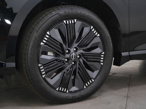 Used 2025 Nissan Murano Platinum w/ Cargo Package image 28