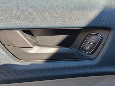 New 2025 Ford Maverick XLT w/ XLT Luxury Package image 11