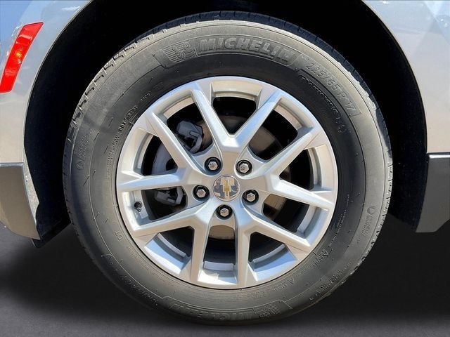 Certified 2023 Chevrolet Equinox LT FWD image 36