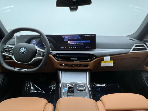 New 2026 BMW i4 xDrive40i w/ Premium Package AWD/4WD image 10