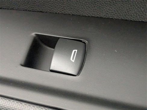 Used 2025 Chevrolet Silverado 2500 Custom w/ Custom Value Package image 32