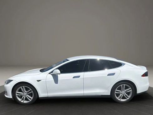 Used 2013 Tesla Model S RWD image 2