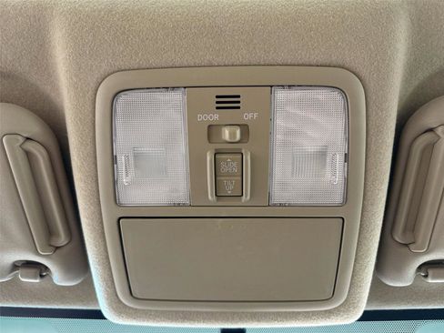 Used 2012 Toyota RAV4 Limited w/ Navigation Value Pkg image 38