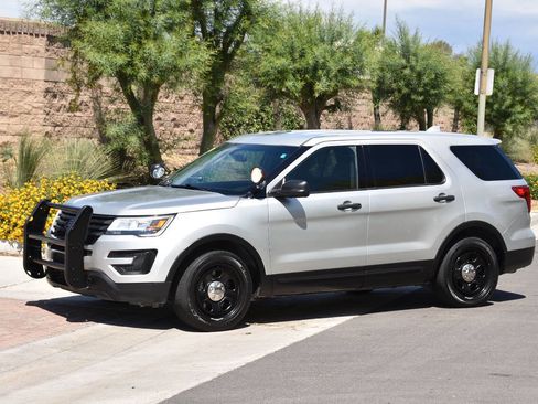 Used 2016 Ford Explorer 4WD Police Interceptor image 18