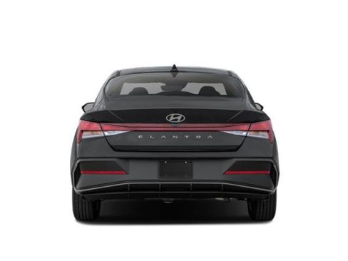 Used 2024 Hyundai Elantra SEL FWD image 8
