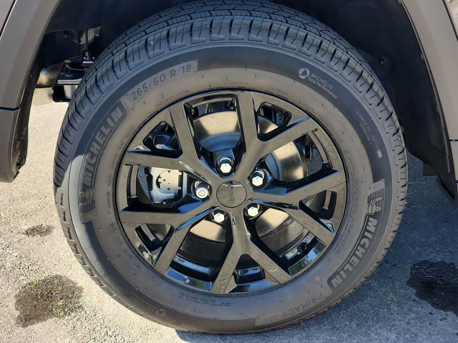 New 2026 Jeep Grand Cherokee Altitude AWD/4WD image 22