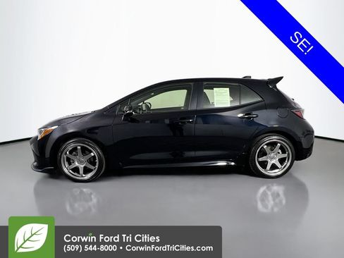 Used 2019 Toyota Corolla SE w/ Carpet Mat Package FWD image 6