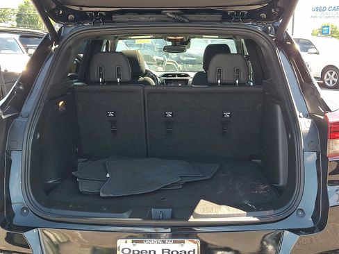 Used 2023 Chevrolet TrailBlazer RS w/ Sun and Liftgate Package AWD/4WD image 29