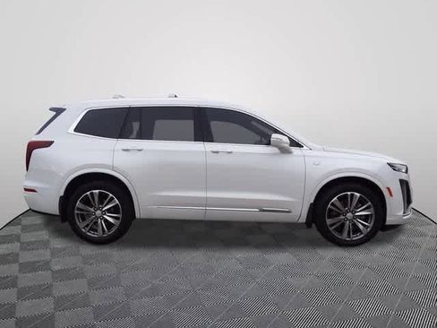 Used 2021 Cadillac XT6 Premium Luxury image 4
