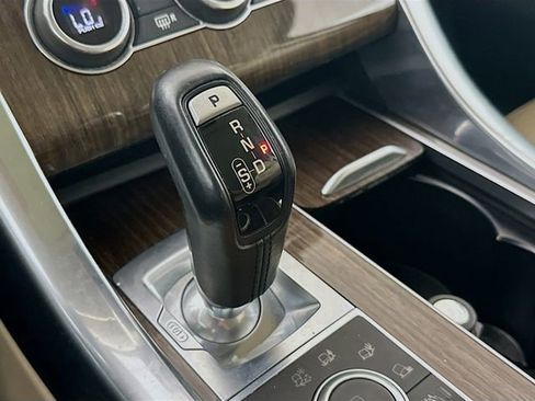 Used 2016 Land Rover Range Rover Sport Supercharged image 17