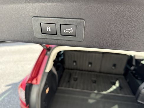 Used 2023 Subaru Ascent Premium w/ Convenience Package image 15