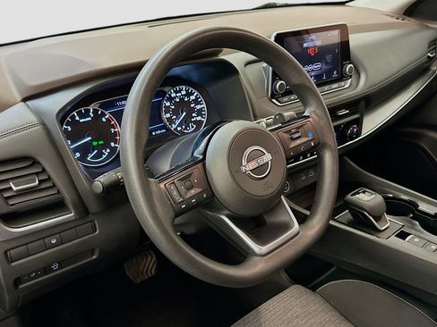 Used 2023 Nissan Rogue SV AWD/4WD image 18