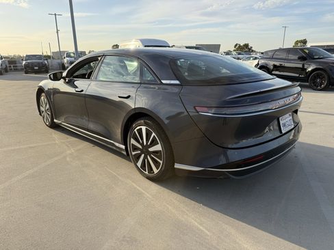 Used 2024 Lucid Air Pure image 2