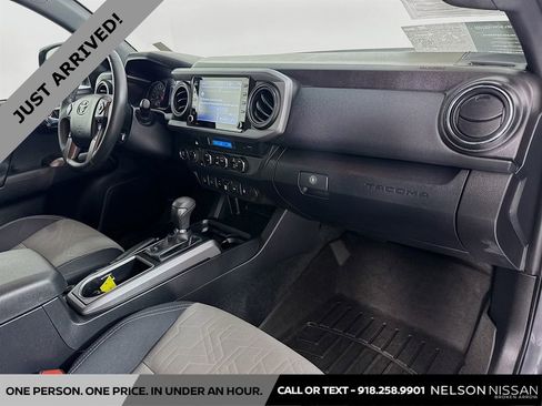 Used 2023 Toyota Tacoma TRD Off-Road w/ Technology Package image 26