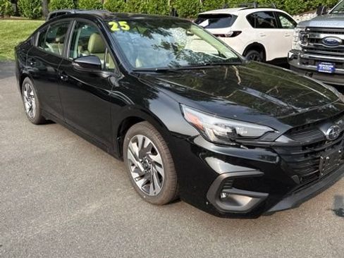 Used 2025 Subaru Legacy Limited AWD/4WD image 8