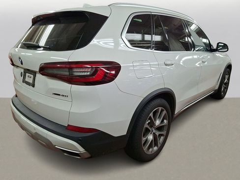 Certified 2022 BMW X5 xDrive40i w/ Premium Package image 4