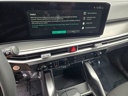 New 2026 Kia Sorento LX FWD image 9