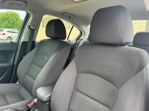 Used 2014 Chevrolet Cruze LT FWD image 22