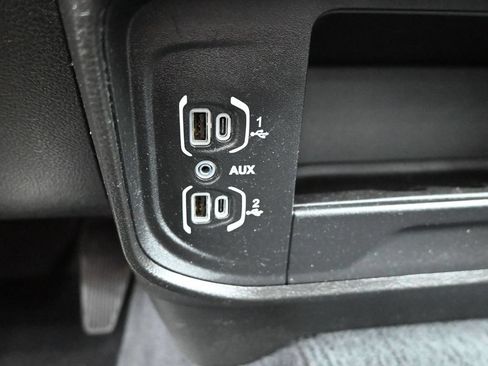 Used 2024 RAM 2500 Laramie AWD/4WD image 17