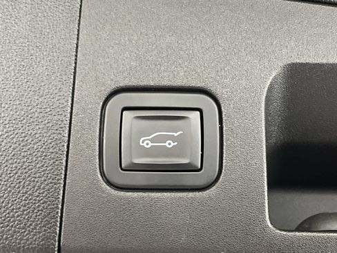 Certified 2018 Cadillac XT5 Premium Luxury AWD/4WD image 36
