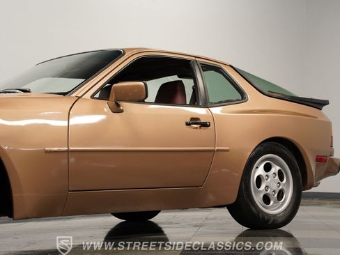 Used 1987 Porsche 944 S image 22