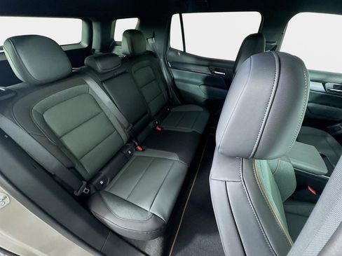 New 2026 GMC Terrain AT4 AWD/4WD image 27