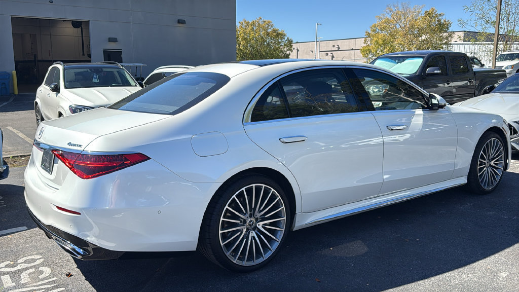 Certified 2023 Mercedes-Benz S 500 4MATIC image 3