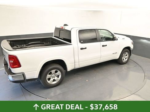 Used 2025 RAM 1500 Big Horn AWD/4WD image 42