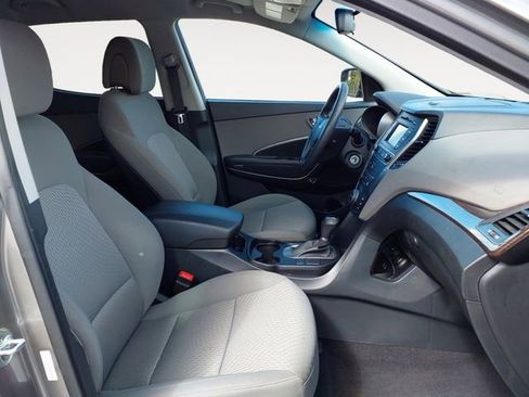 Used 2017 Hyundai Santa Fe Sport AWD/4WD image 9