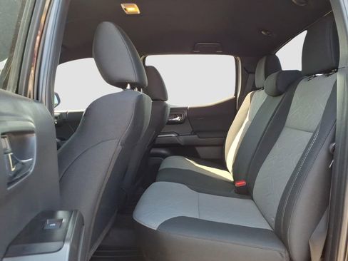 Used 2023 Toyota Tacoma TRD Sport AWD/4WD image 14