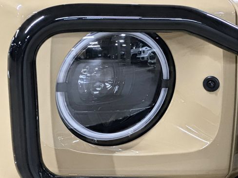 New 2025 Mercedes-Benz G 550 image 9