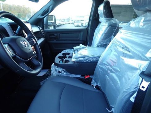 New 2026 RAM 3500 Tradesman image 14