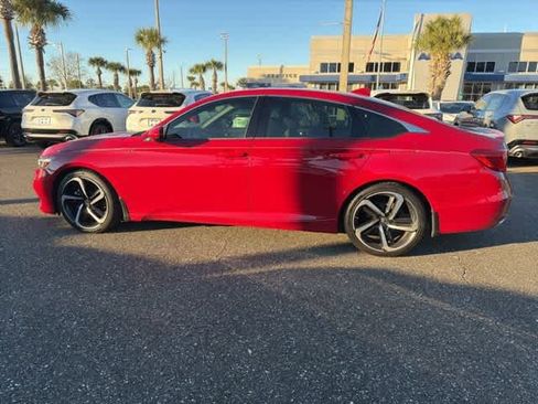 Used 2019 Honda Accord Sport image 3