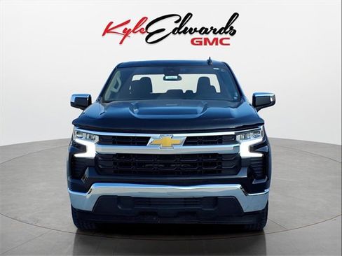 Used 2024 Chevrolet Silverado 1500 LT w/ Protection Package image 2