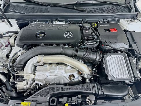 New 2026 Mercedes-Benz CLA 250 4MATIC image 32