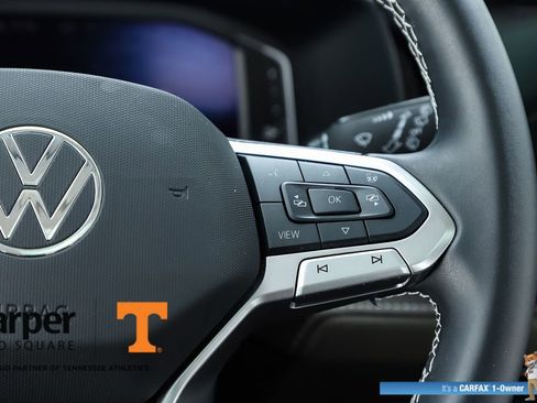 Used 2024 Volkswagen Taos SEL image 22