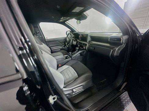 Used 2025 Toyota 4Runner TRD Off-Road image 30