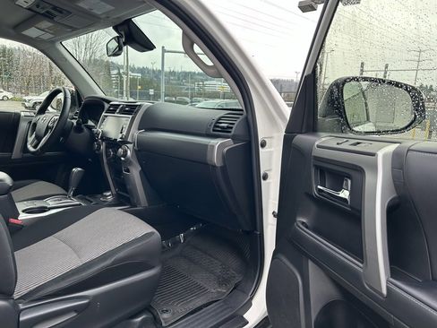 Certified 2024 Toyota 4Runner SR5 image 15