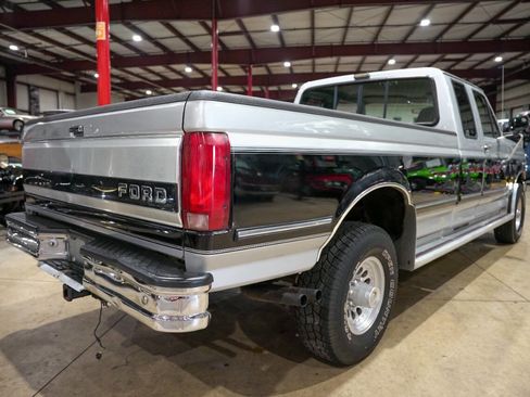 Used 1993 Ford F250 XLT image 8
