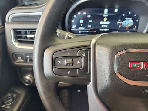 Certified 2023 GMC Yukon SLT image 30