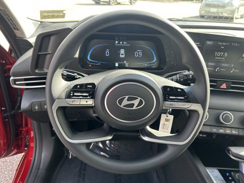 New 2026 Hyundai Elantra SE image 20