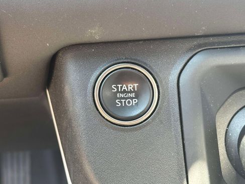 Used 2025 Land Rover Defender 110 S AWD/4WD image 29