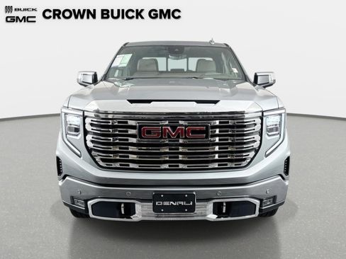 Used 2025 GMC Sierra 1500 Denali w/ Denali Reserve Package AWD/4WD image 2